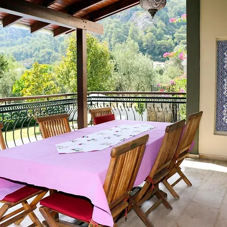 Villa Sleeps 24 Pool Air Con Wifi *